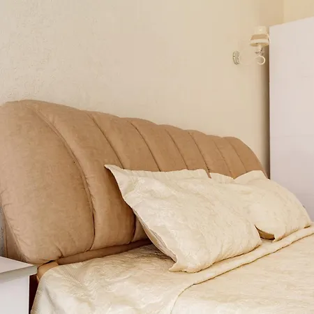 Two-room 5 Minutes Walk From The Sea