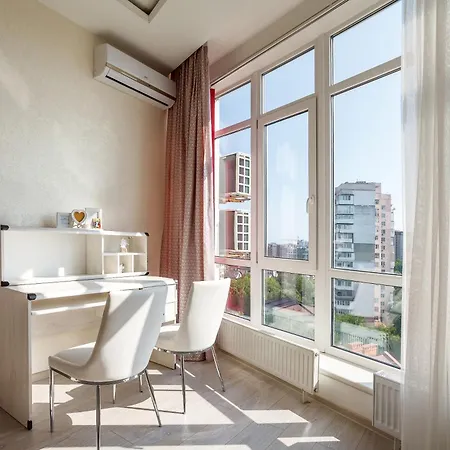 Two-room 5 Minutes Walk From The Sea Διαμέρισμα