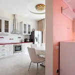 Two-room 5 Minutes Walk From The Sea