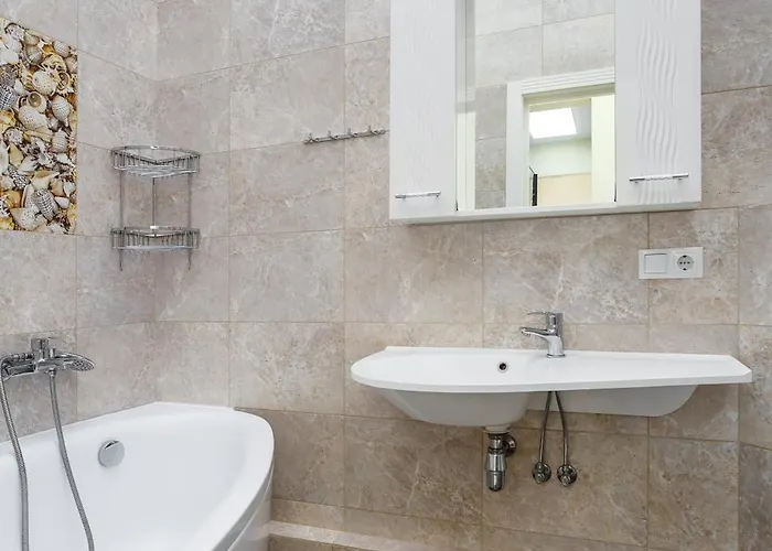 Two-room 5 Minutes Walk From The Sea *