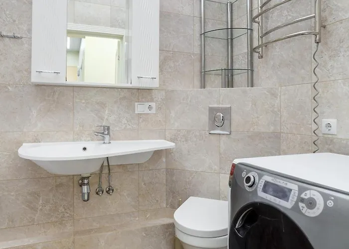 Apartment Two-room 5 Minutes Walk From The Sea *