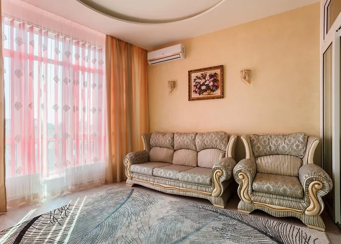 Two-room 5 Minutes Walk From The Sea Apartment Odessa